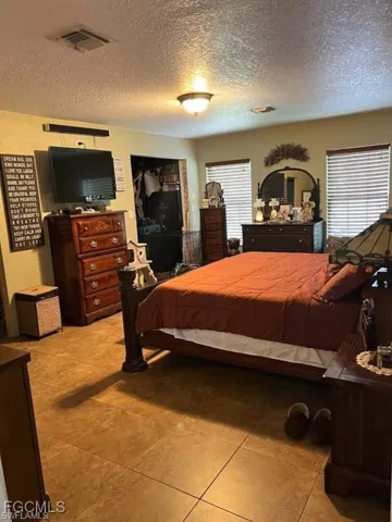 826  B  RD, Labelle, FL 33935