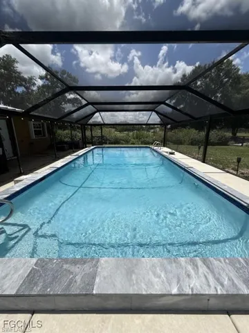 826  B  RD, Labelle, FL 33935