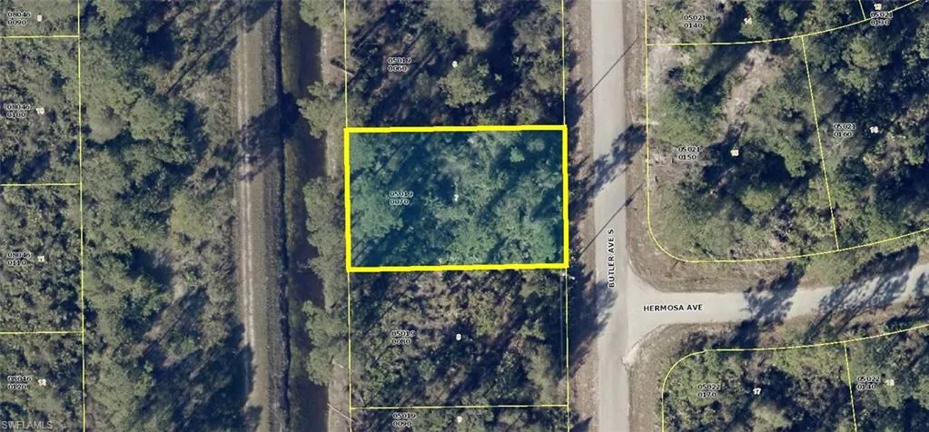 350  Butler S AVE, Lehigh Acres, FL 33974