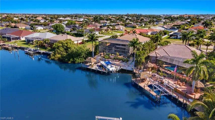 2710 Sw 27th Pl, Cape Coral, Florida 33914
