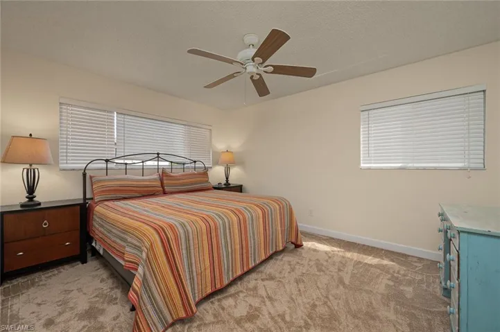 5712  Foxlake  DR, North Fort Myers, FL 33917