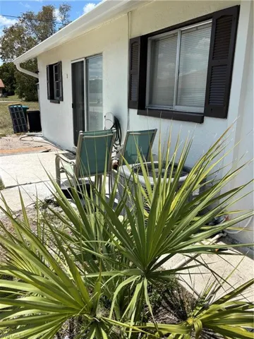 1342 Se 2nd Ave 2, Cape Coral, Florida 33990