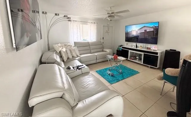 1342 Se 2nd Ave 2, Cape Coral, Florida 33990