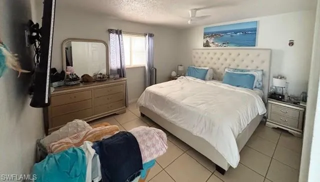 1342 Se 2nd Ave 2, Cape Coral, Florida 33990