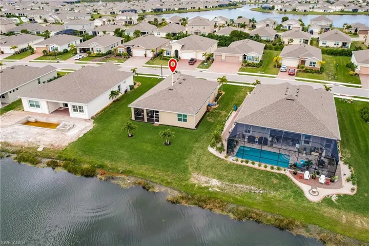 3341 Acapulco CIR, CAPE CORAL FL 33909