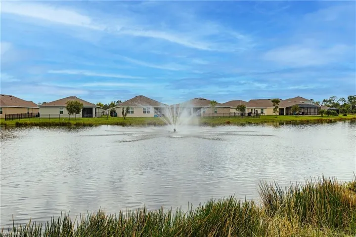 3341 Acapulco CIR, CAPE CORAL FL 33909