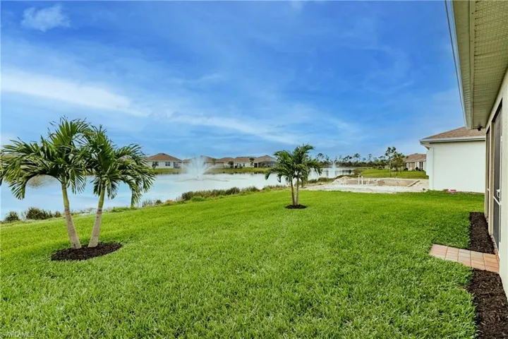 3341 Acapulco CIR, CAPE CORAL FL 33909