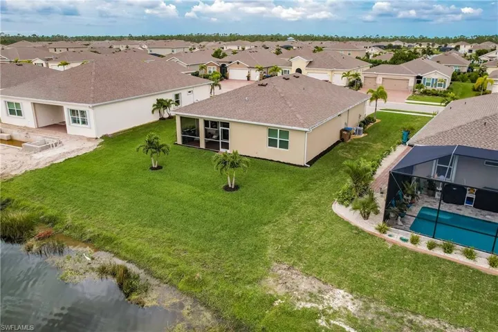 3341 Acapulco CIR, CAPE CORAL FL 33909