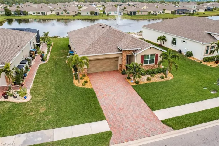 3341 Acapulco CIR, CAPE CORAL FL 33909