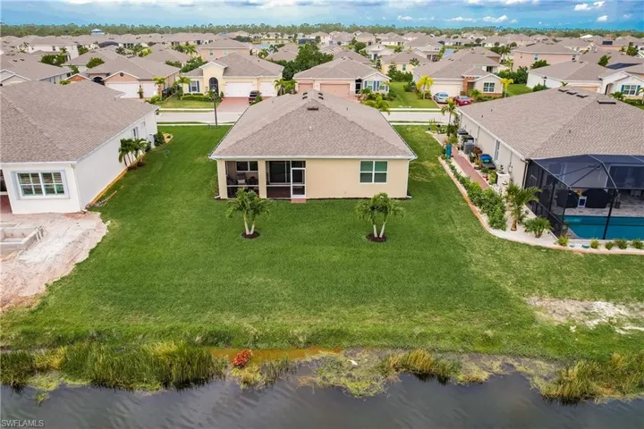 3341 Acapulco CIR, CAPE CORAL FL 33909