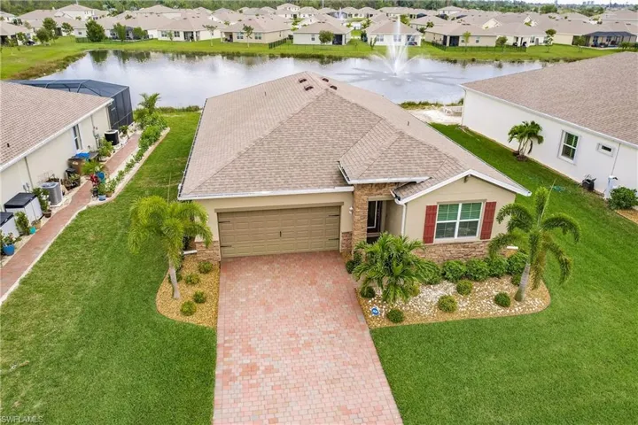 3341 Acapulco CIR, CAPE CORAL FL 33909