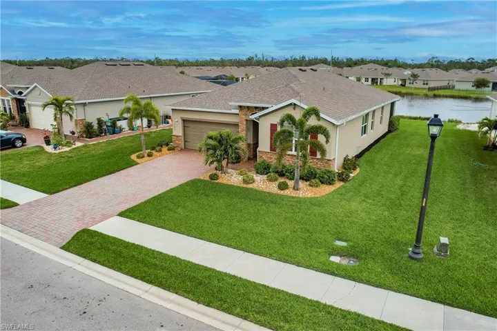 3341 Acapulco CIR, CAPE CORAL FL 33909