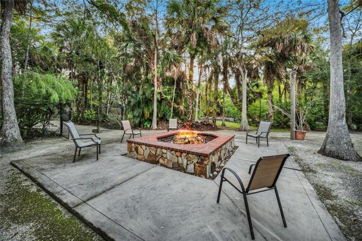 Fire pit