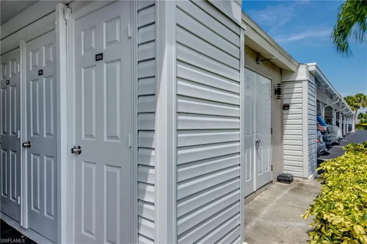Personal storage unit
