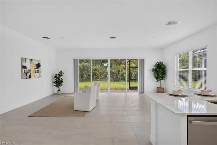 12448 Violet Ln, Naples, Florida 34120