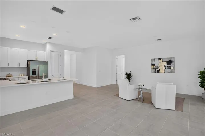 12448 Violet Ln, Naples, Florida 34120
