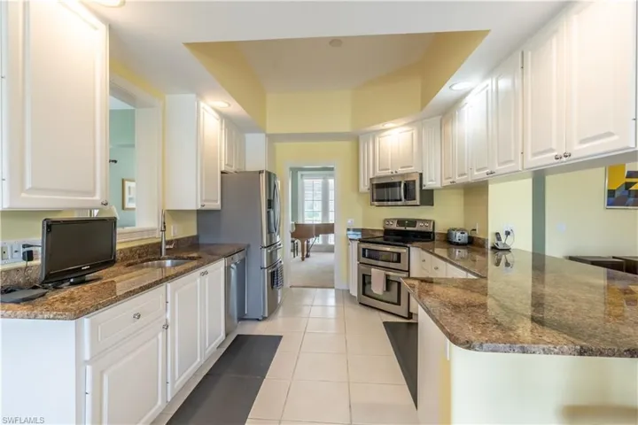 7337  Donatello  CT, Naples, FL 34114