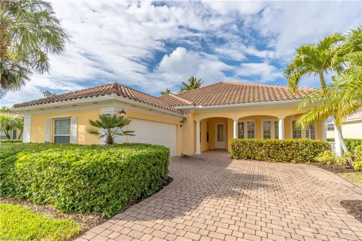 7337  Donatello  CT, Naples, FL 34114