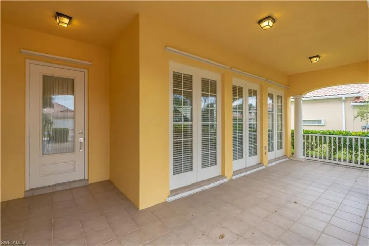 7337  Donatello  CT, Naples, FL 34114