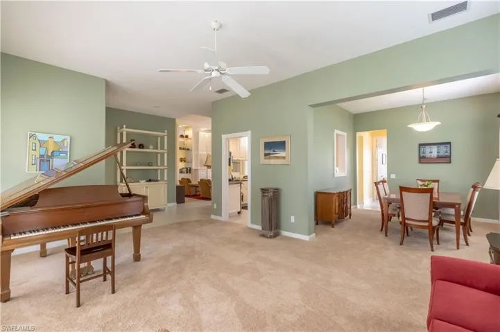 7337  Donatello  CT, Naples, FL 34114