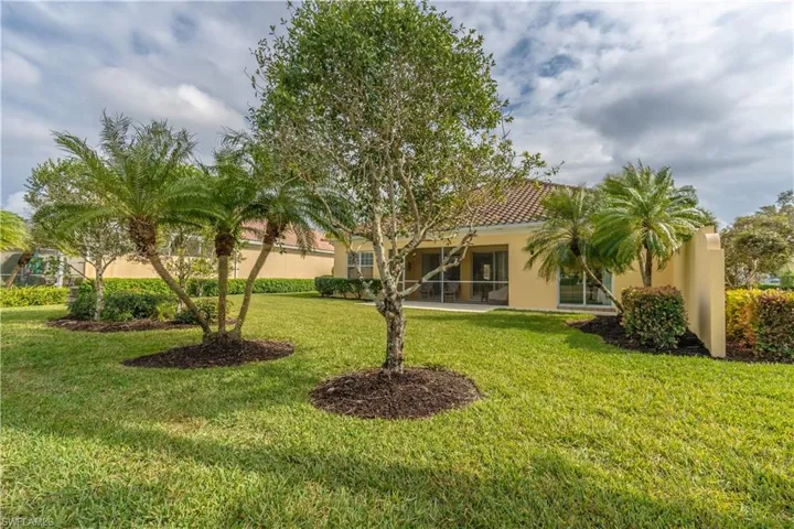 7337  Donatello  CT, Naples, FL 34114