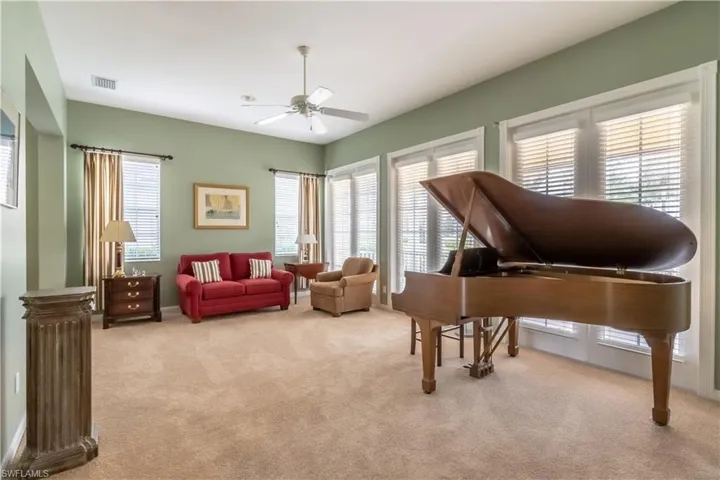 7337  Donatello  CT, Naples, FL 34114