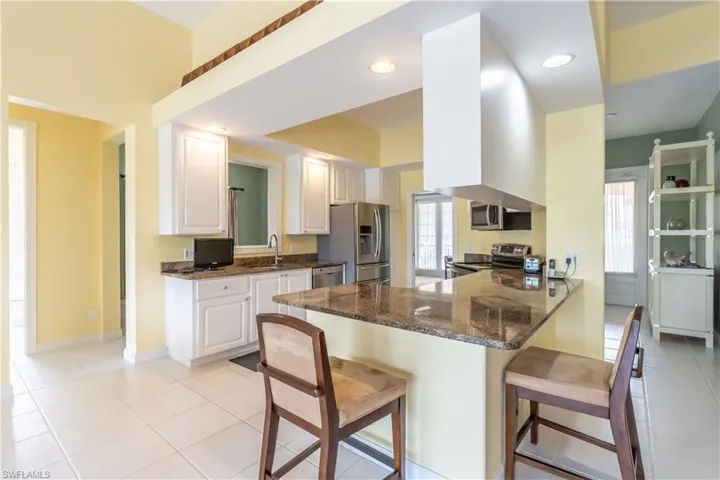 7337  Donatello  CT, Naples, FL 34114