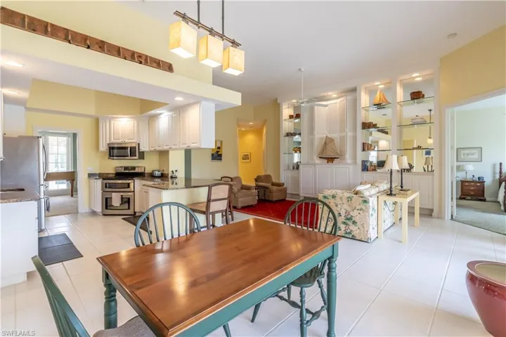 7337  Donatello  CT, Naples, FL 34114
