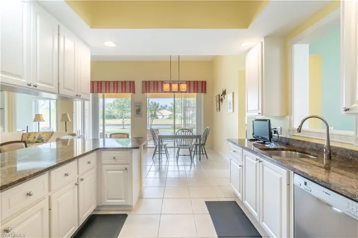 7337  Donatello  CT, Naples, FL 34114