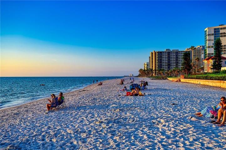 Park Shore Beach and Surfsedge is set closest to the beach