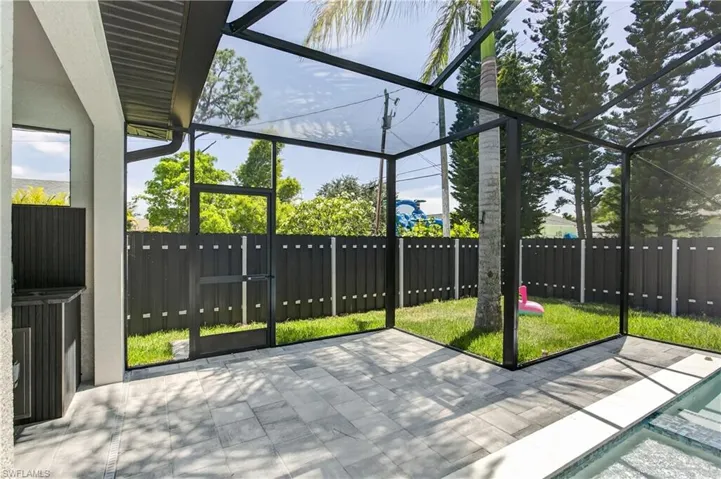 EXPANSIVE PATIO offers extra space for lounging, dining & effortless outdoor entertaining!