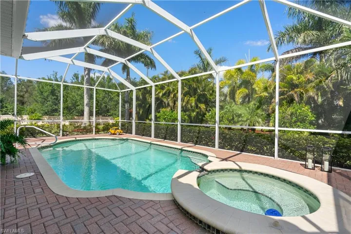 8625  Pegasus  DR, Lehigh Acres, FL 33971