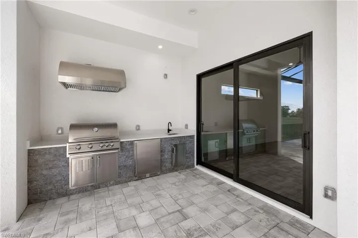 Lanai with summer kitchen