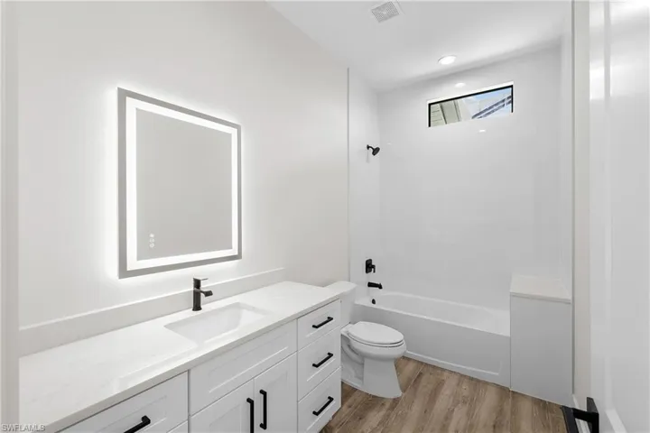 Guest bath 1