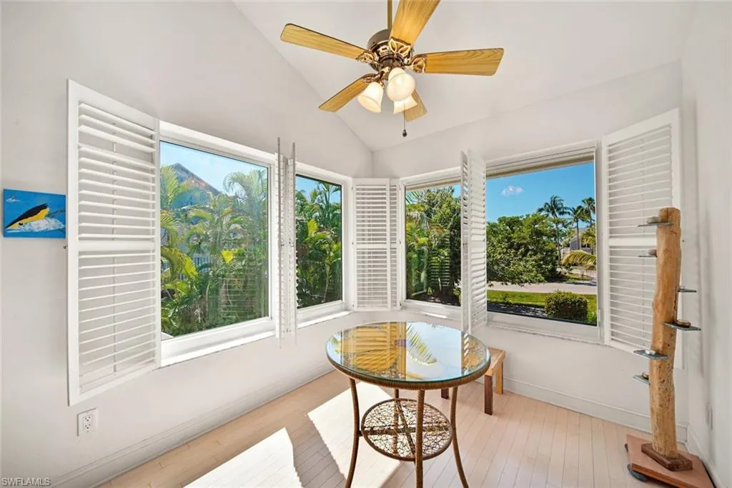 1446 Sandpiper CIR, Sanibel, FL 33957,225023720