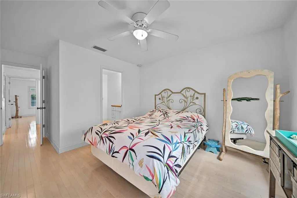 1446 Sandpiper CIR, Sanibel, FL 33957,225023720
