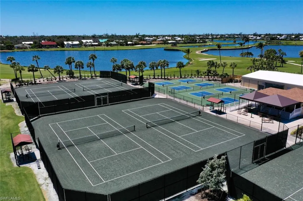 1446 Sandpiper CIR, Sanibel, FL 33957,225023720