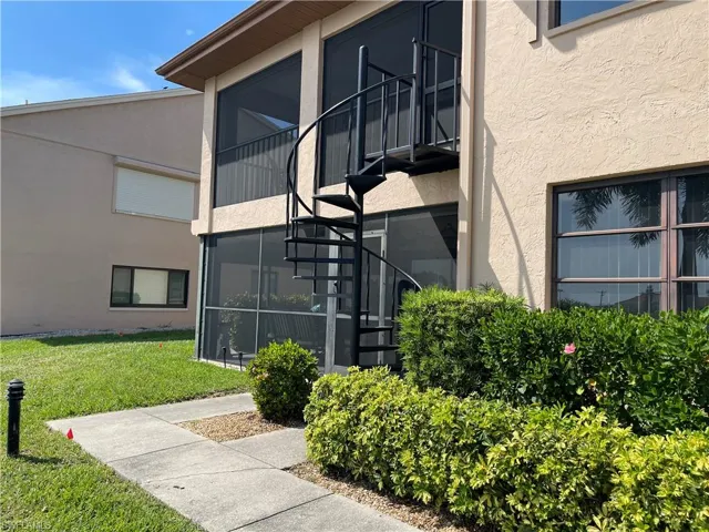 3722 SE 12th  AVE, Cape Coral, FL 33904