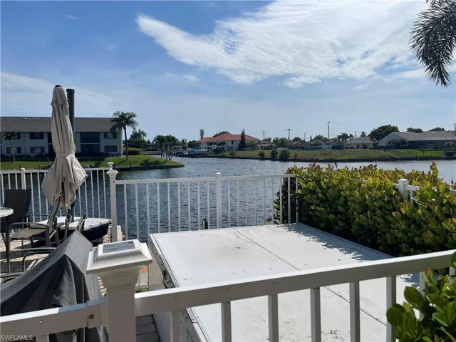 3722 SE 12th  AVE, Cape Coral, FL 33904