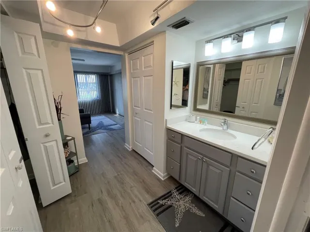 3722 SE 12th  AVE, Cape Coral, FL 33904