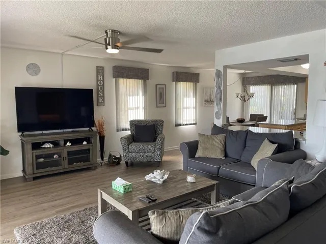 3722 SE 12th  AVE, Cape Coral, FL 33904