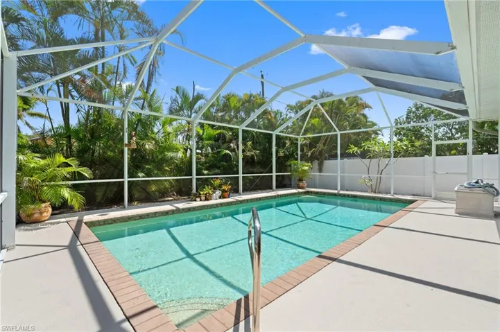Pool with Large Lanai