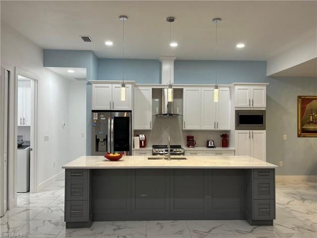 138 SW 35th  AVE, Cape Coral, FL 33991