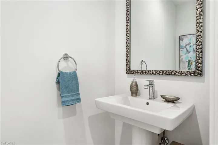 1115 Central Ave 557, Naples, Florida 34102