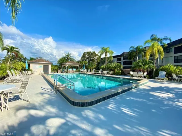 6979 Winkler Rd # 117, Fort Myers, Florida 33919