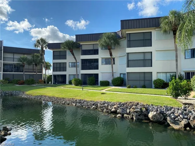6979 Winkler Rd # 117, Fort Myers, Florida 33919