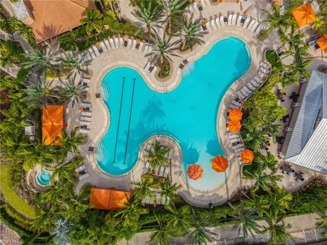 Resort Pool & Bahama Bar
