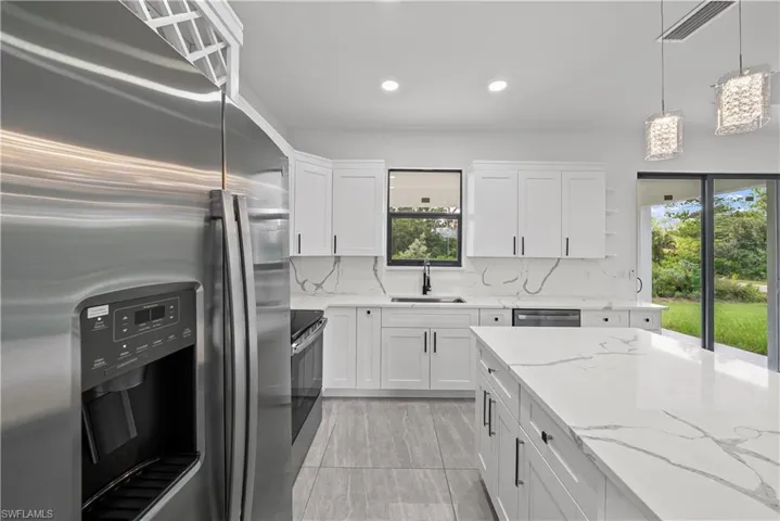 4100 E 14th St, Lehigh Acres, Florida 33972
