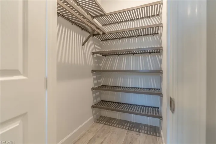 Bed 2 Walk in Closet