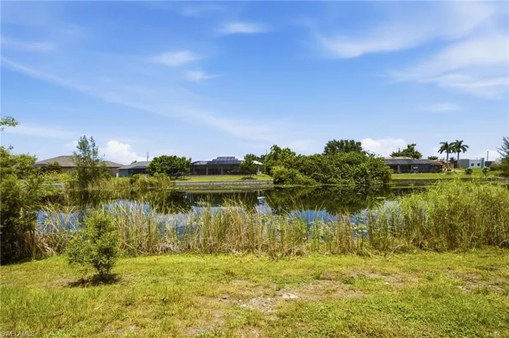 2929 Diplomat Pkwy W, Cape Coral, Florida 33993